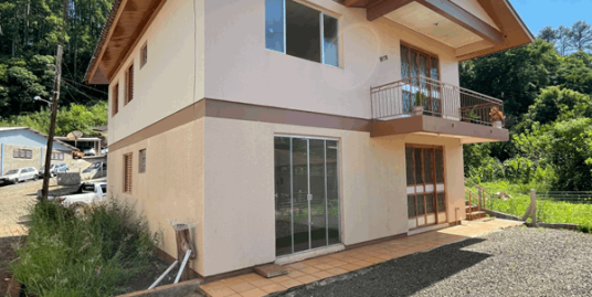 CASA DOIS PAVIMENTOS